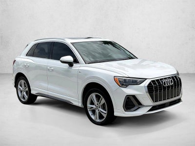 2020 Audi Q3 S line Premium 45 TFSI quattro