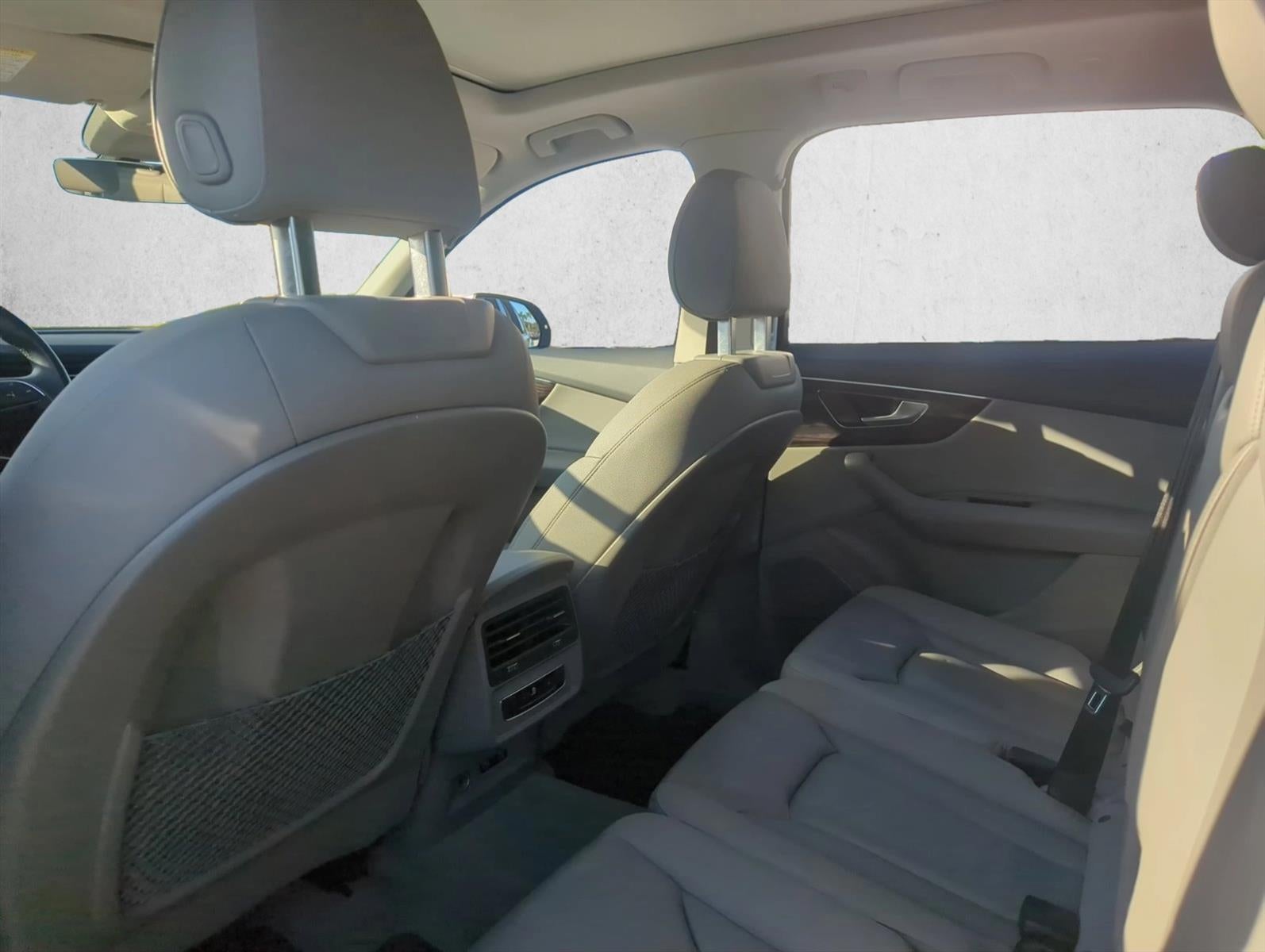 2021 Audi Q7 Premium Plus 45 TFSI quattro