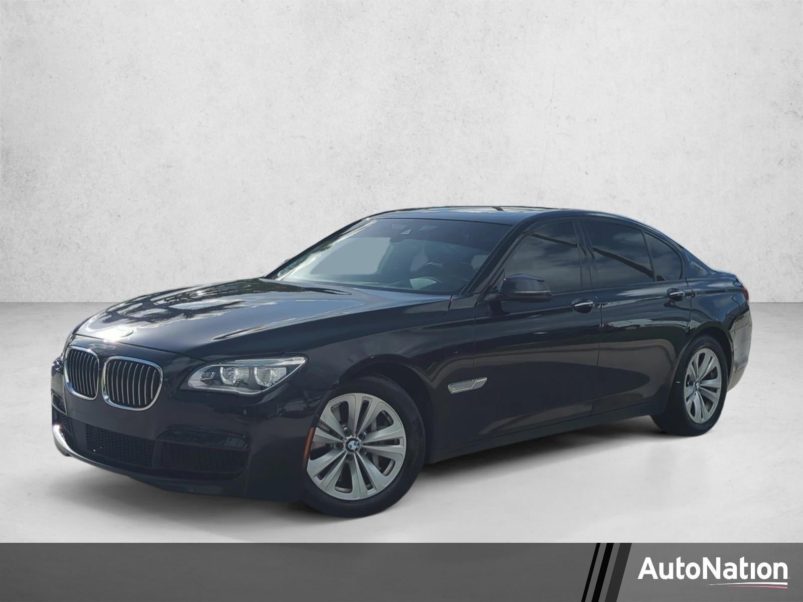 2015 BMW 750i xDrive Sedan