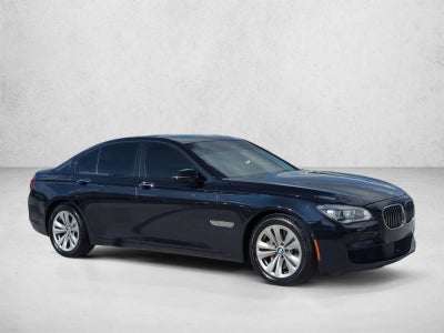 2015 BMW 750i xDrive Sedan
