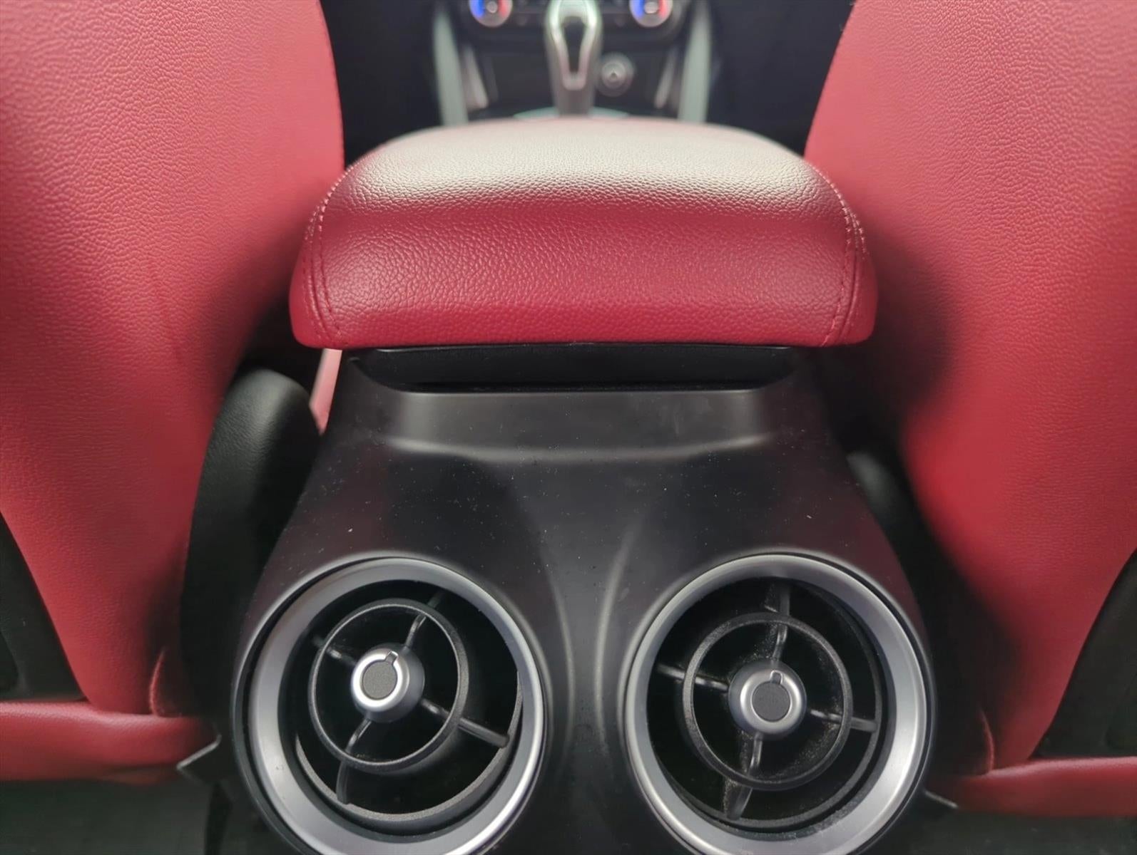 2022 Alfa Romeo Stelvio Sprint RWD