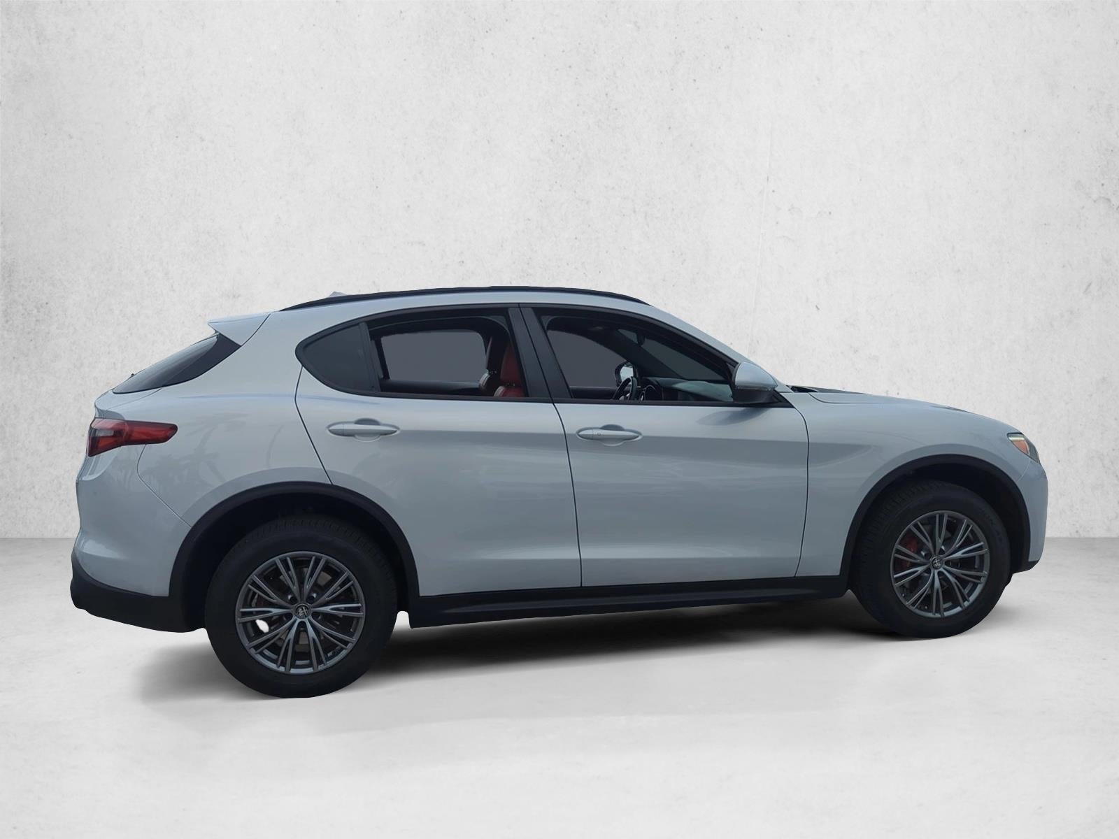 2022 Alfa Romeo Stelvio Sprint RWD