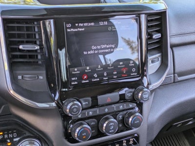 2021 RAM 1500 Laramie 4x4 Crew Cab 5'7" Box