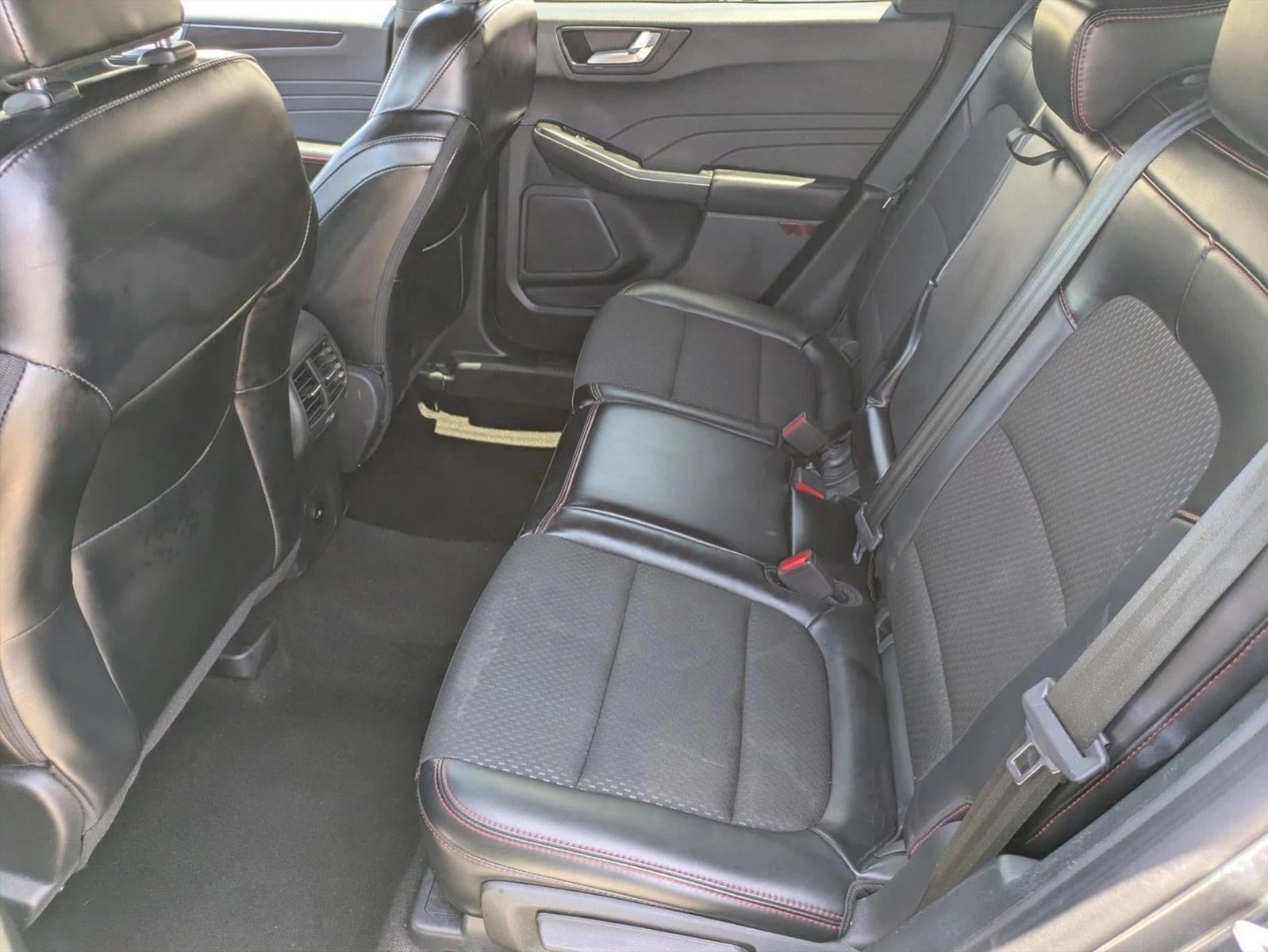 2025 Ford Escape ST-Line FWD