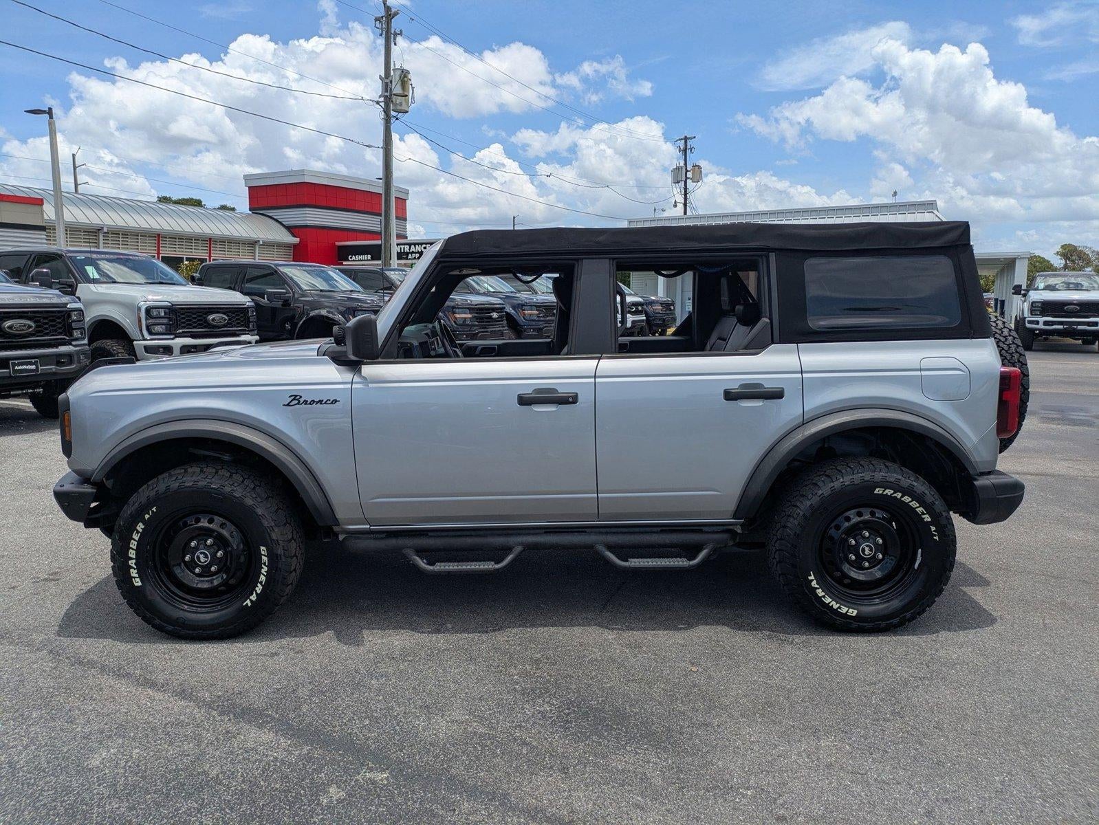 2022 Ford Bronco Black Diamond 4 Door 4x4