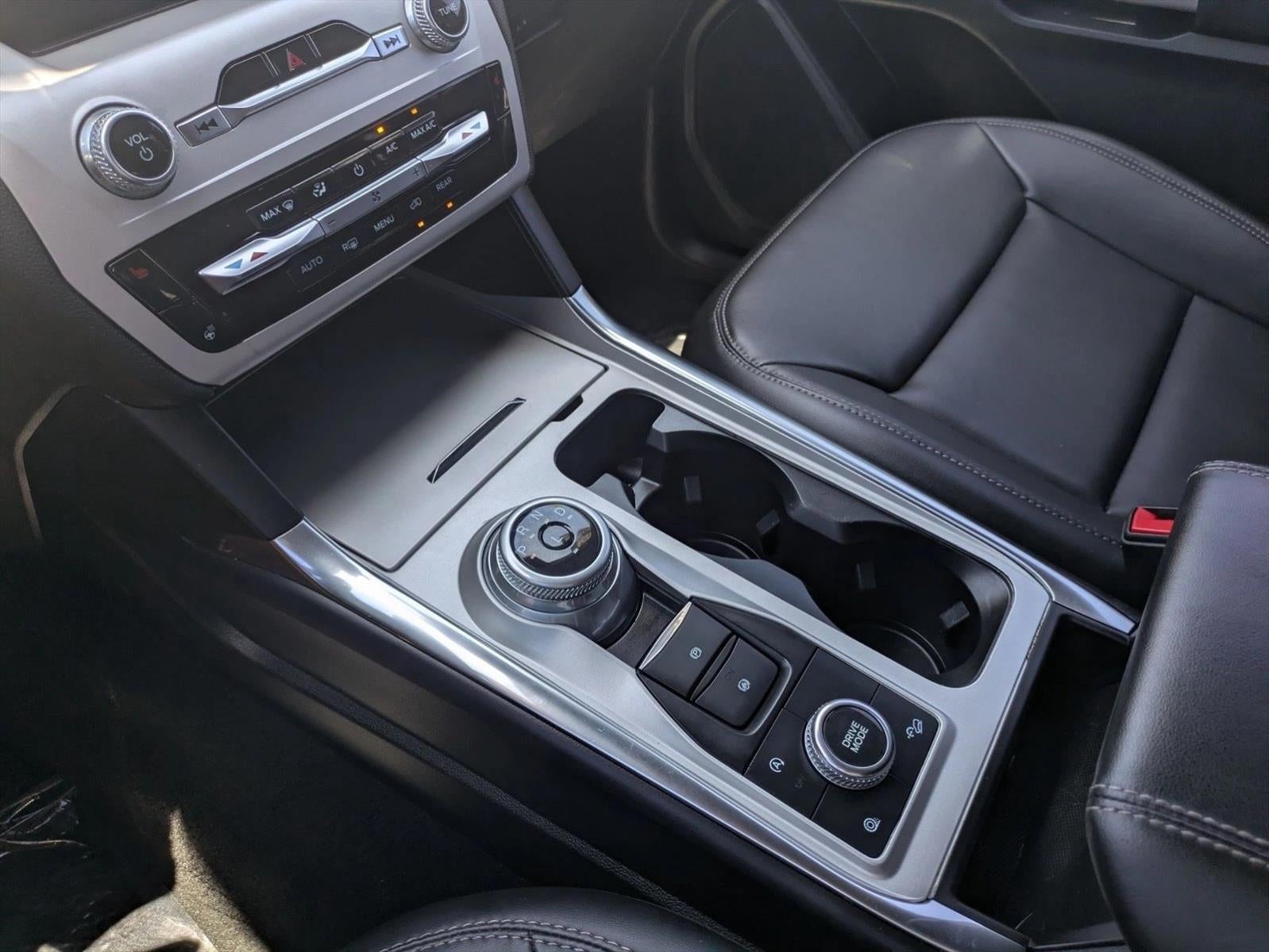 2023 Ford Explorer XLT 4WD