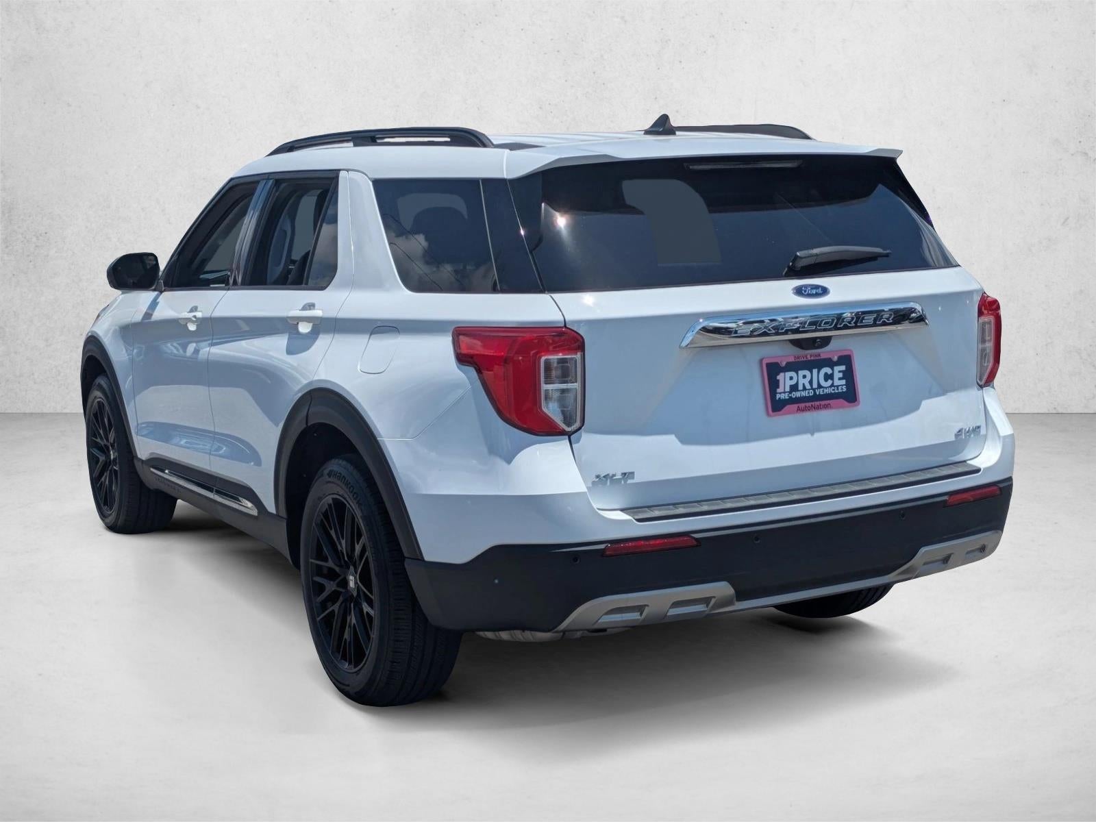2023 Ford Explorer XLT 4WD