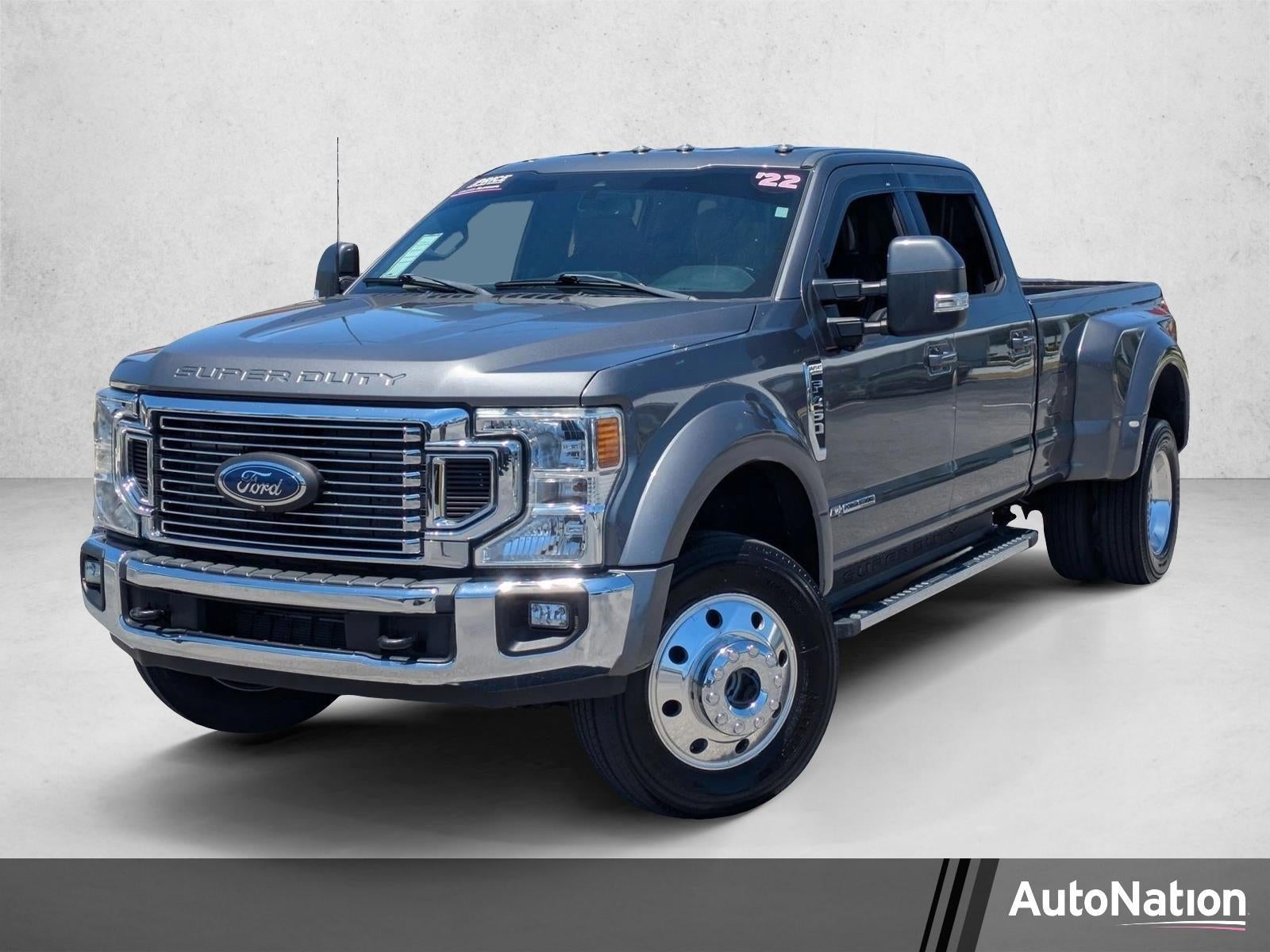 2022 Ford Super Duty F-450 DRW LARIAT 4WD Crew Cab 8' Box