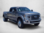 2022 Ford Super Duty F-450 DRW LARIAT 4WD Crew Cab 8' Box