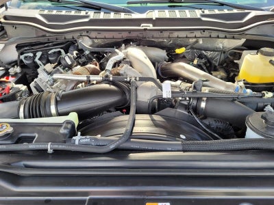 2022 Ford Super Duty F-450 DRW LARIAT 4WD Crew Cab 8' Box