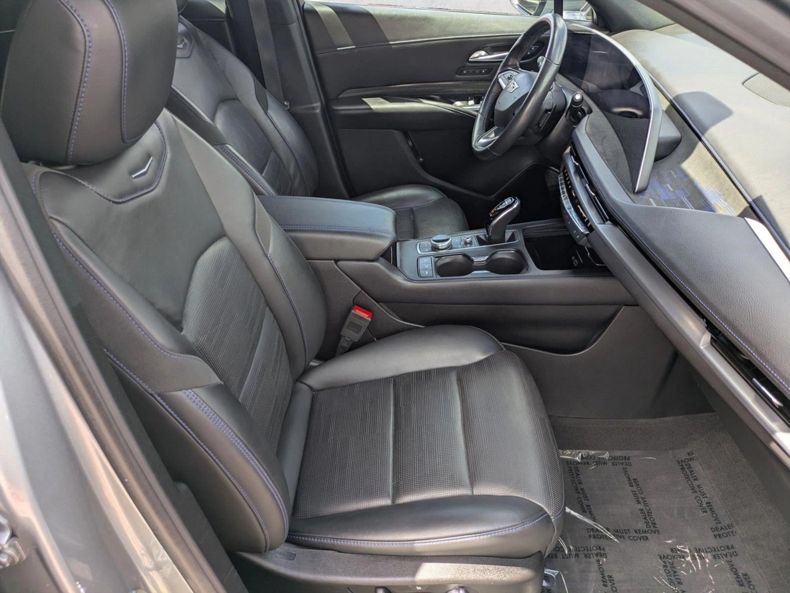 2024 Cadillac XT4 AWD 4dr Sport