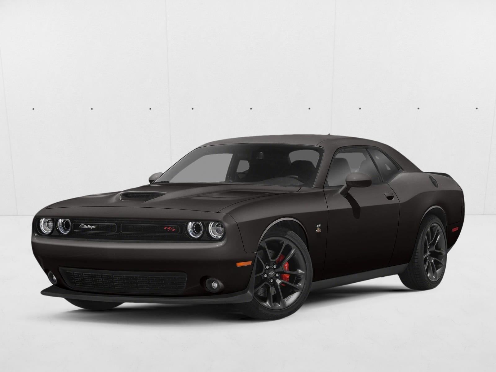 2022 Dodge Challenger SXT RWD
