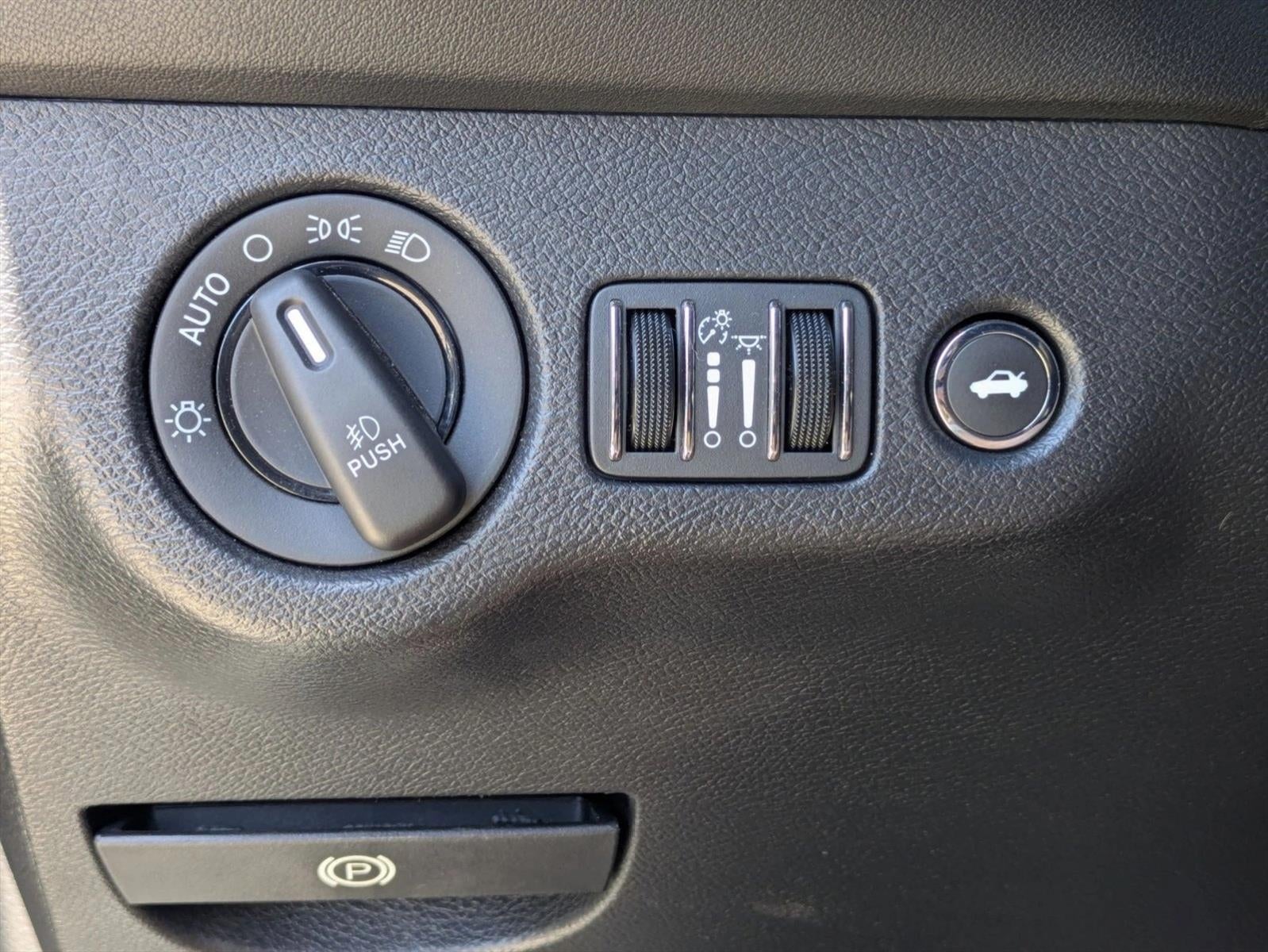 2022 Dodge Challenger R/T RWD