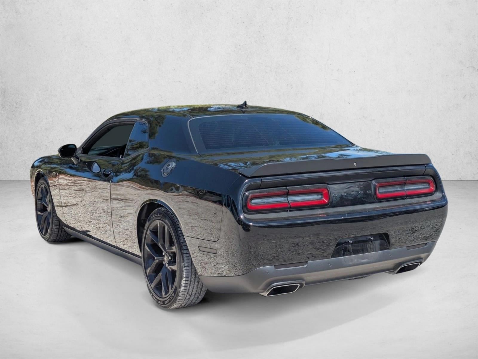 2022 Dodge Challenger R/T RWD