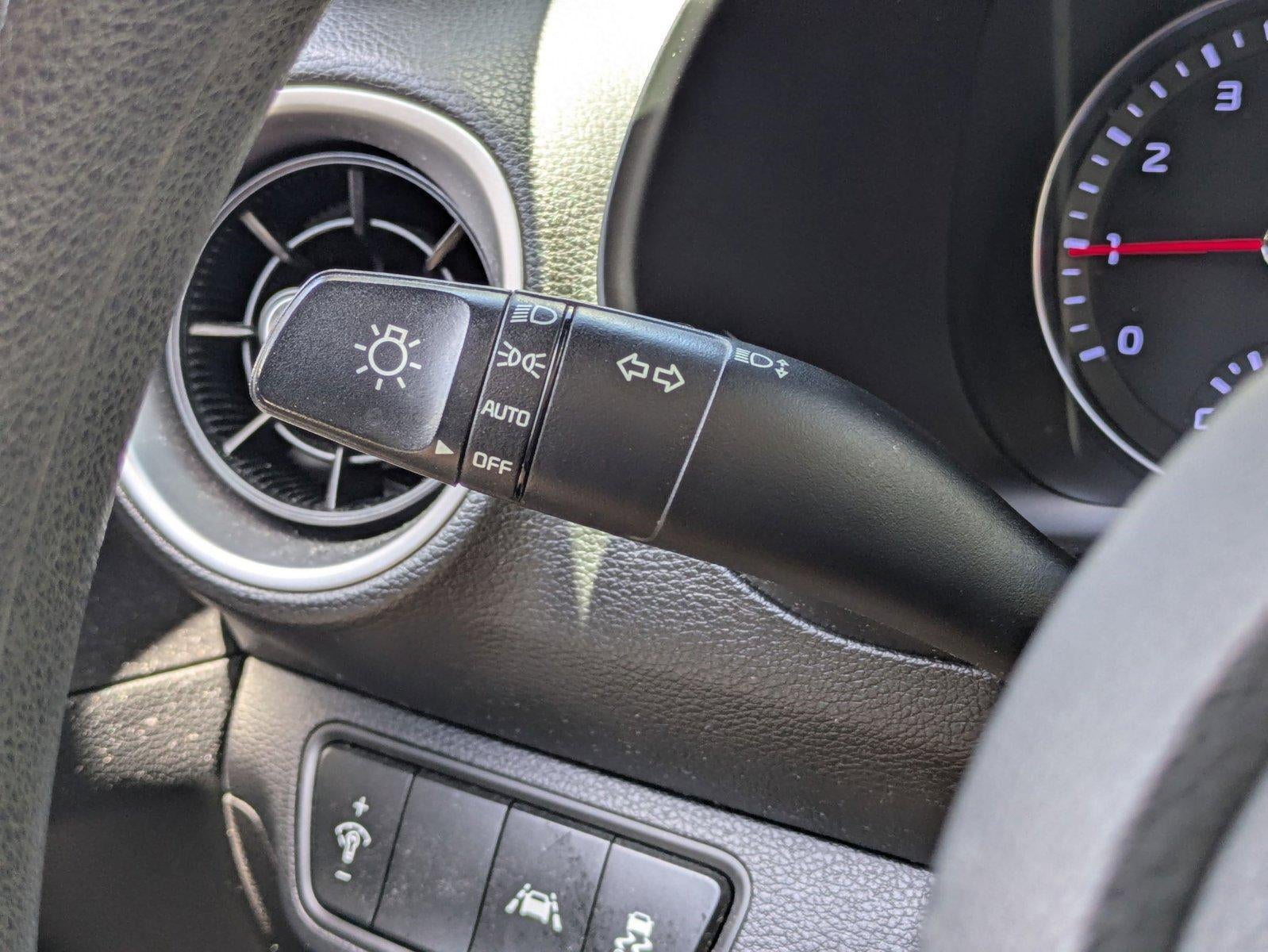 2020 Kia Forte LXS IVT