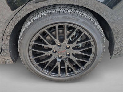 2025 Toyota Camry LE (SE)