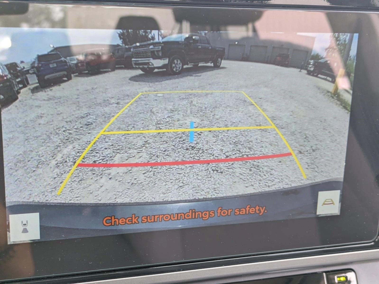 2025 Toyota Camry LE (SE)