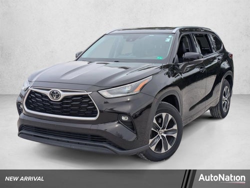 2021 Toyota Highlander XLE FWD (Natl)