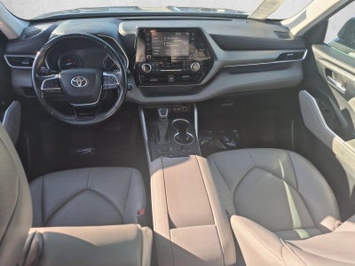 2021 Toyota Highlander XLE AWD (Natl)