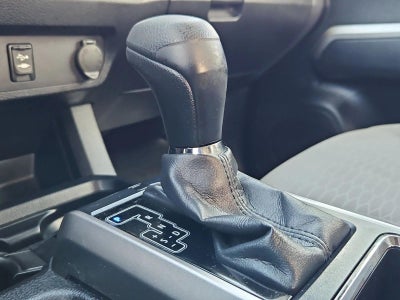 2017 Toyota Tacoma SR5 Access Cab 6' Bed V6 4x4 AT (SE)