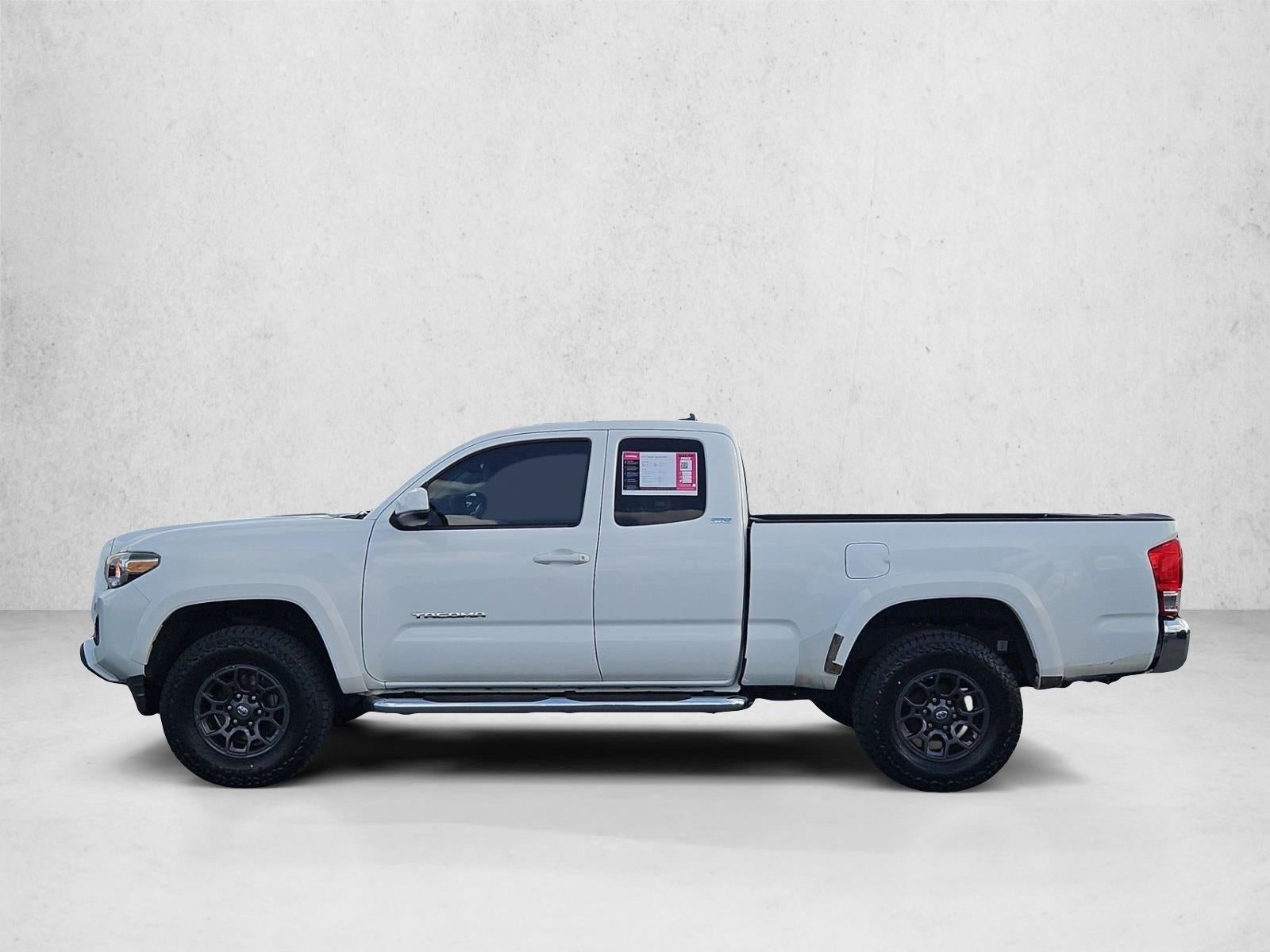 2017 Toyota Tacoma SR5 Access Cab 6' Bed V6 4x4 AT (SE)