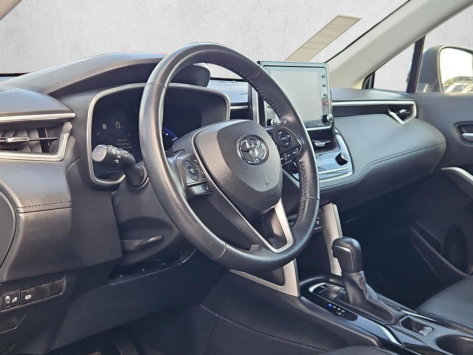 2022 Toyota Corolla Cross XLE 2WD (Natl)