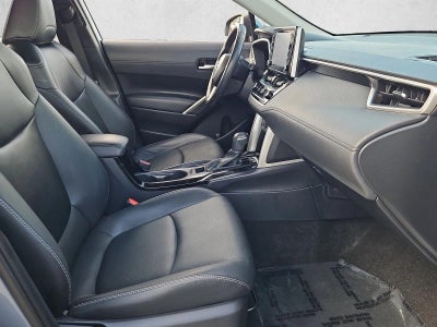 2022 Toyota Corolla Cross XLE 2WD (Natl)