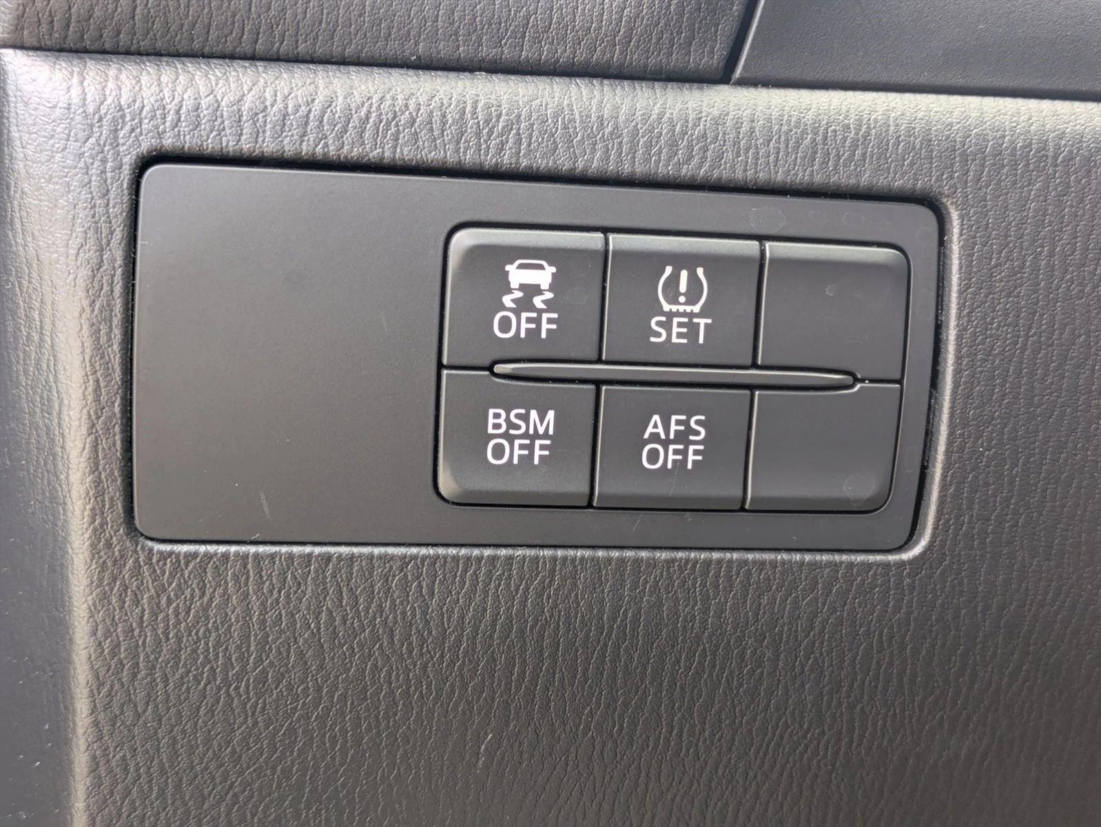2016 Mazda Mazda3 5dr HB Auto s Grand Touring