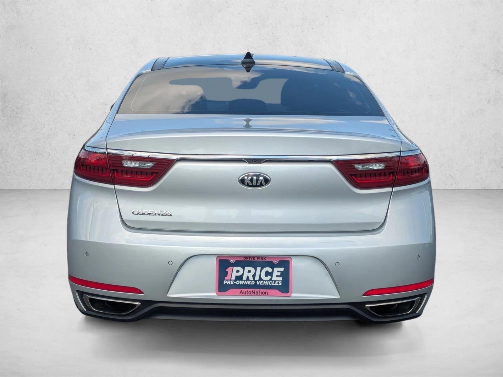 2017 Kia Cadenza Technology Sedan