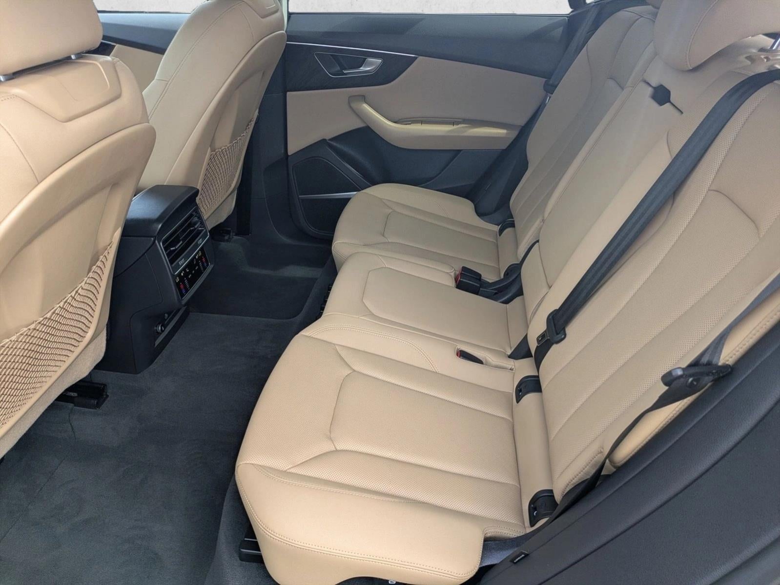 2022 Audi Q8 Premium Plus 55 TFSI quattro