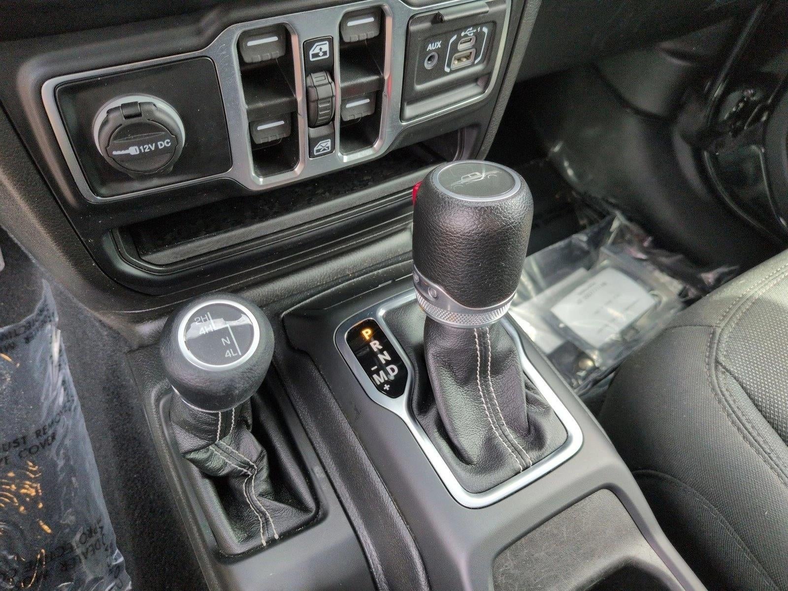 2023 Jeep Gladiator Overland 4x4 *Ltd Avail*