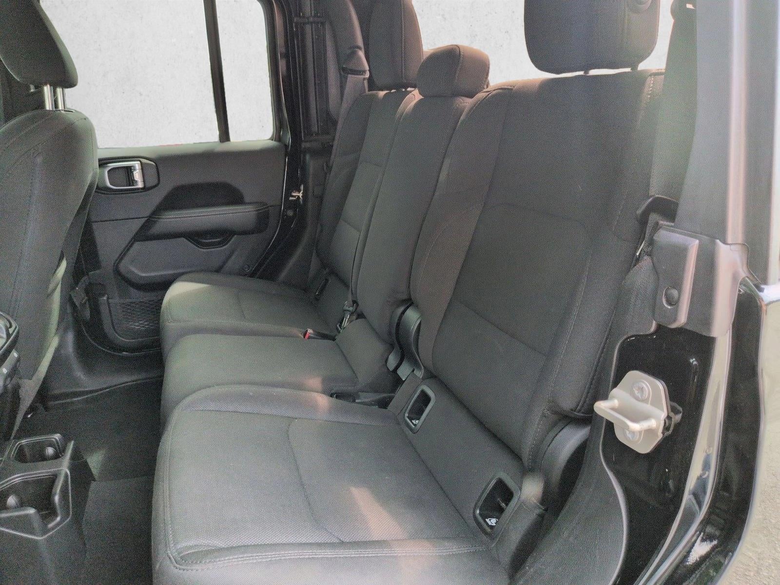 2023 Jeep Gladiator Overland 4x4 *Ltd Avail*