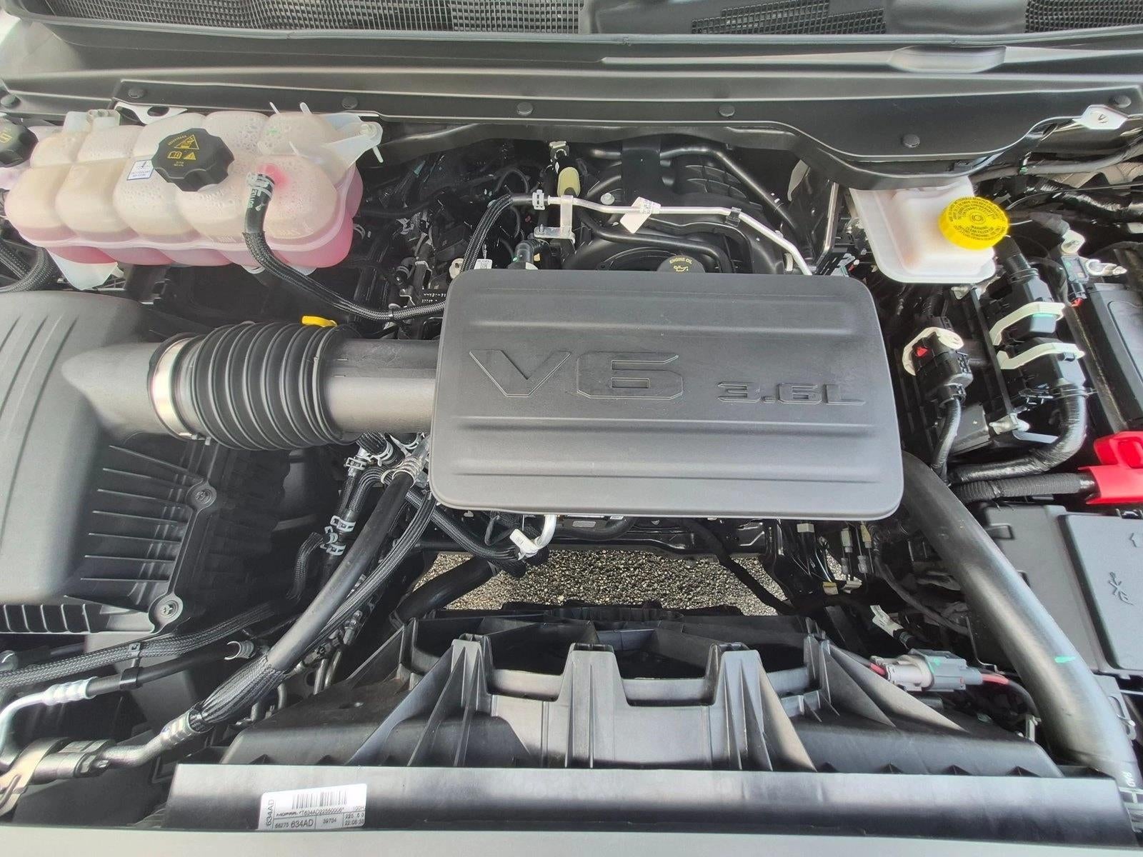 2025 RAM 1500 Big Horn 4x4 Crew Cab 5'7" Box