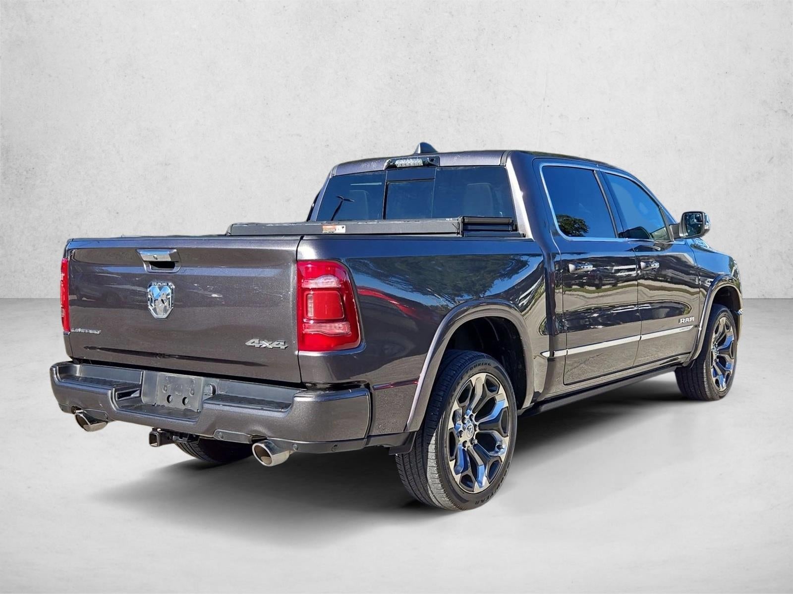 2021 RAM 1500 Limited 4x4 Crew Cab 5'7" Box