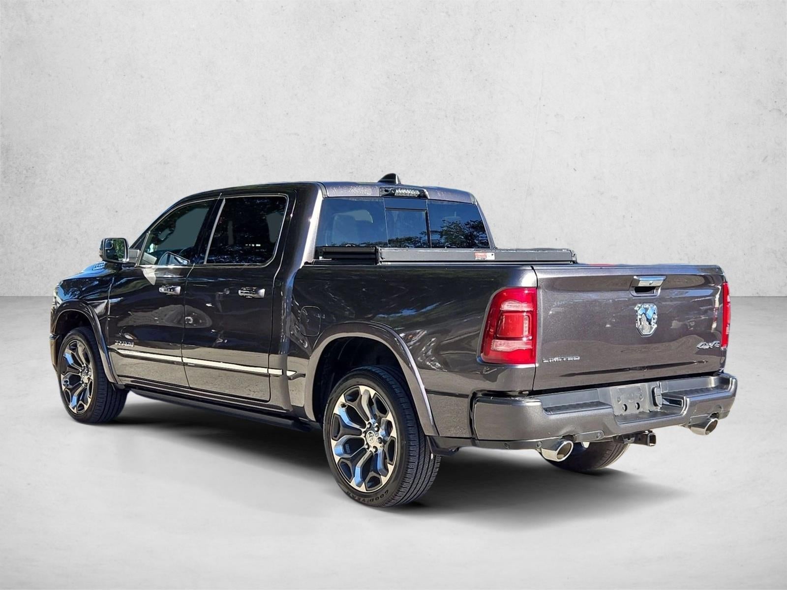 2021 RAM 1500 Limited 4x4 Crew Cab 5'7" Box