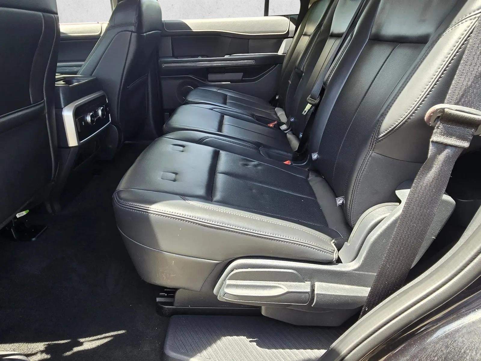 2024 Ford Expedition XLT 4x2