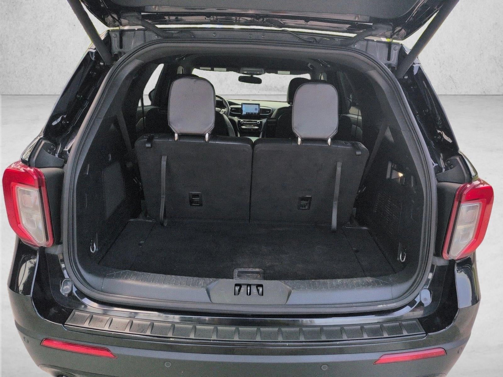 2023 Ford Explorer ST-Line RWD
