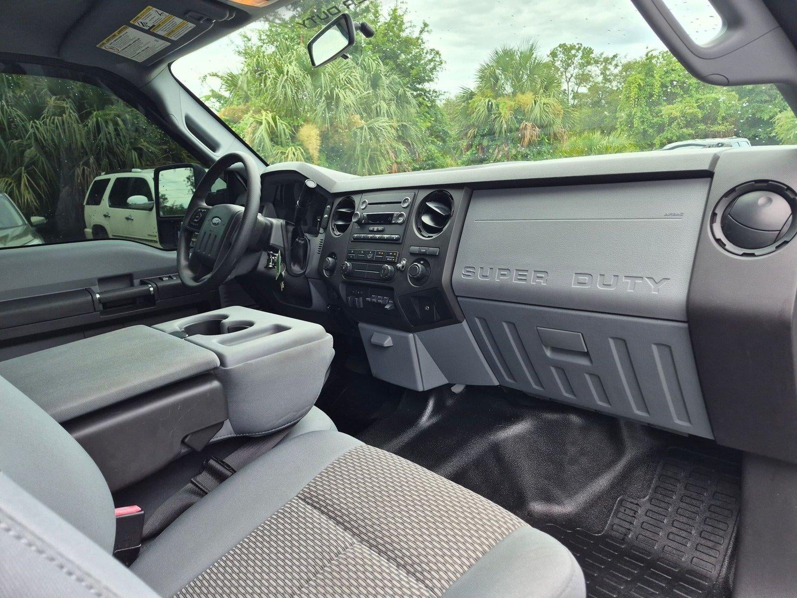 2012 Ford Super Duty F-350 DRW 4WD Crew Cab 8 Ft Box XL