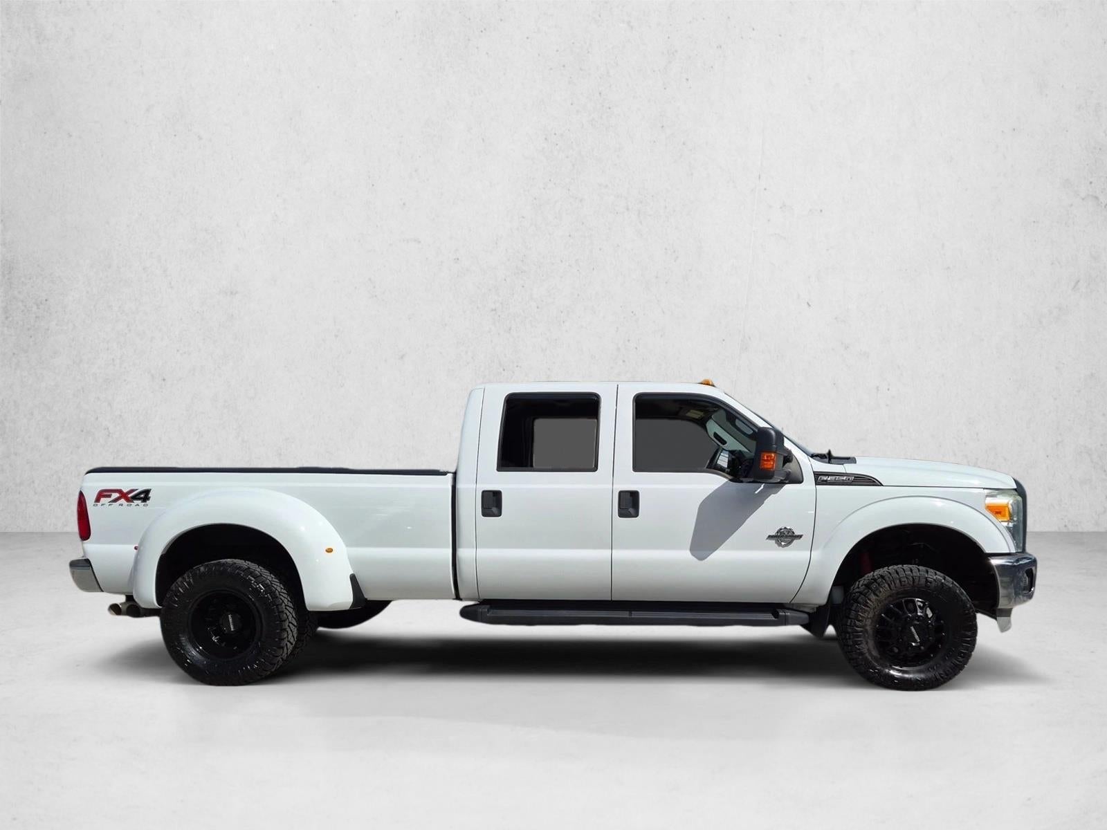 2012 Ford Super Duty F-350 DRW 4WD Crew Cab 8 Ft Box XL