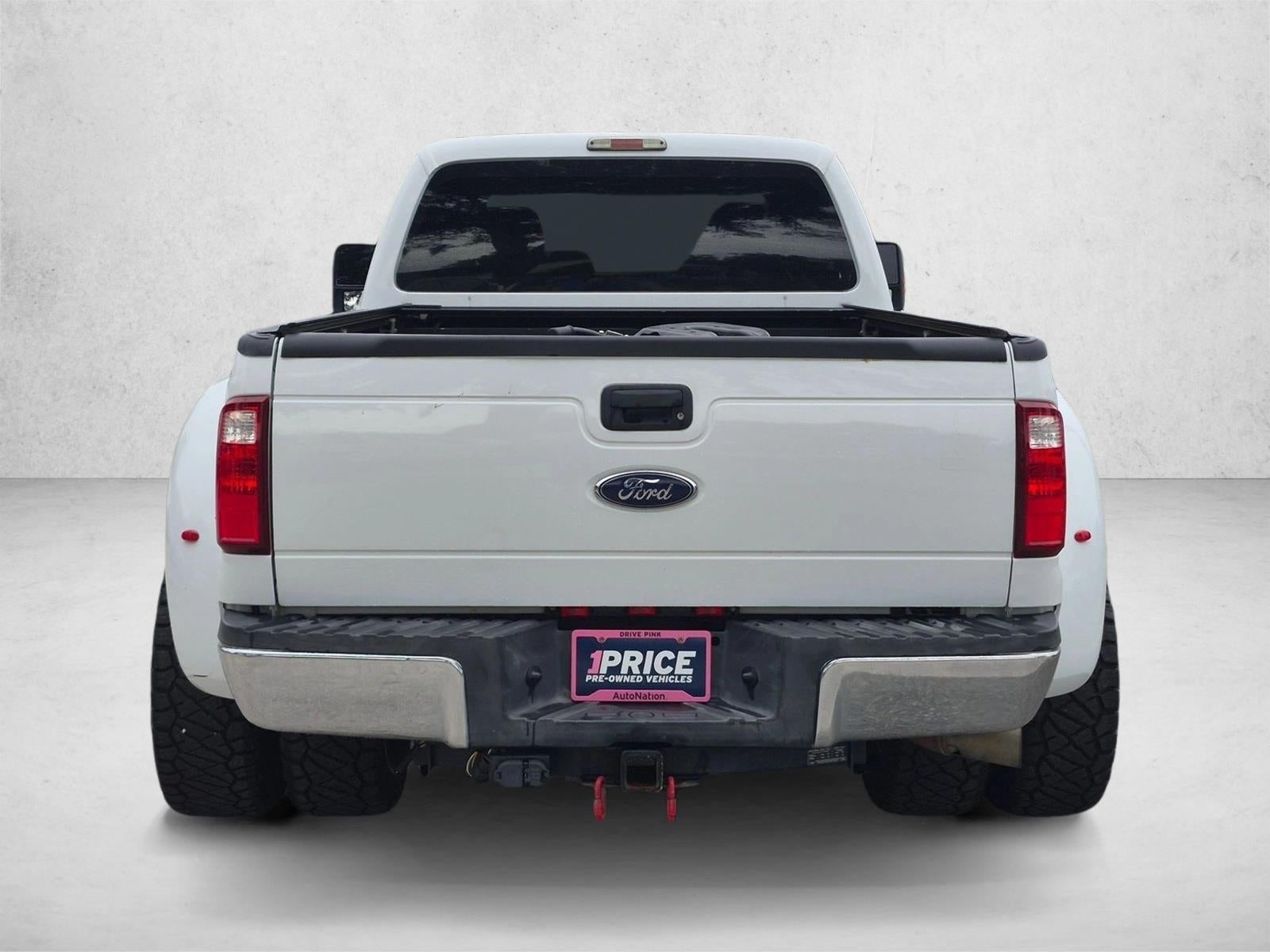 2012 Ford Super Duty F-350 DRW 4WD Crew Cab 8 Ft Box XL