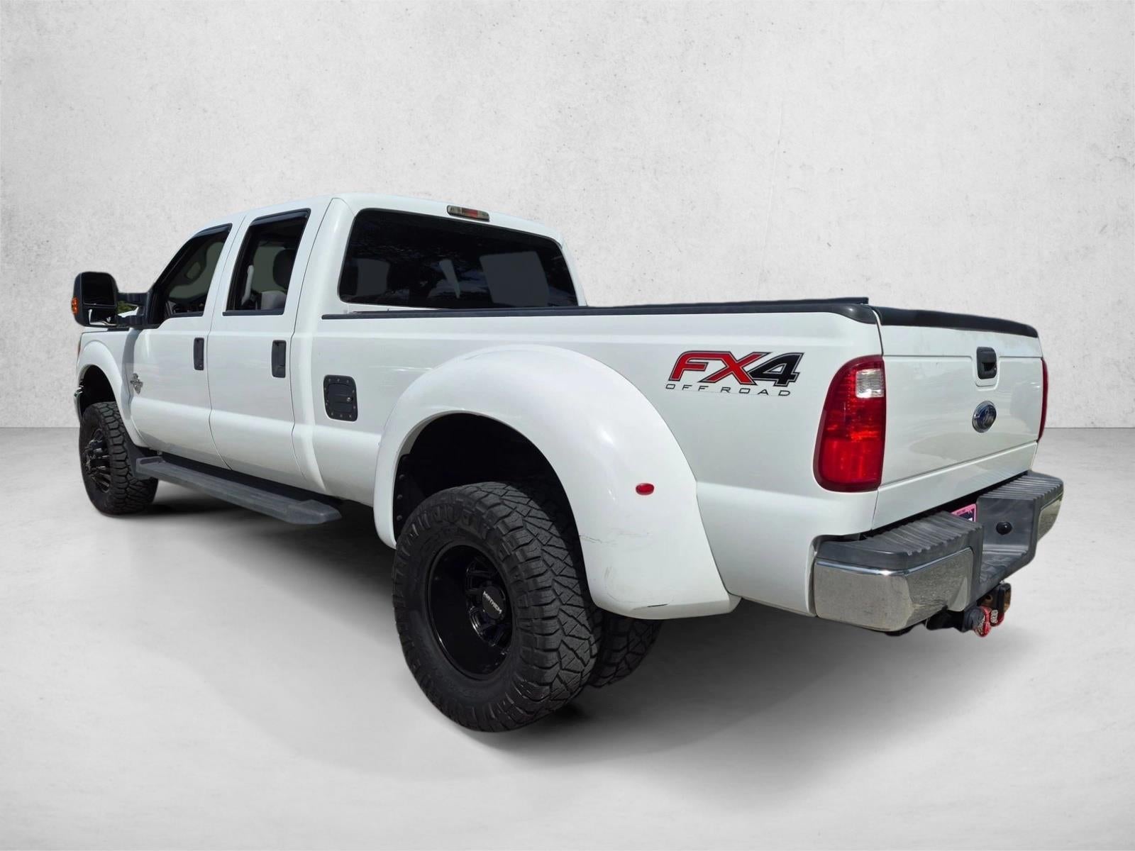 2012 Ford Super Duty F-350 DRW 4WD Crew Cab 8 Ft Box XL
