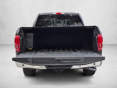 2017 Ford F-150 Lariat 2WD SuperCrew 5.5' Box