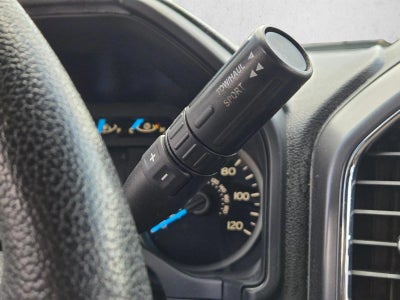 2015 Ford F-150 2WD SuperCrew 5-1/2 Ft Box XLT