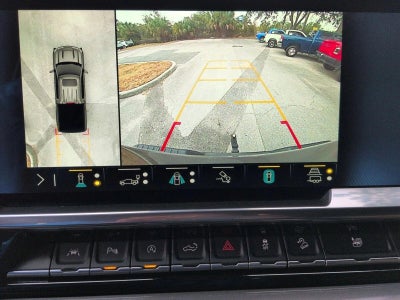 2023 Chevrolet Silverado 1500 Crew Cab Short Box 4-Wheel Drive High Country