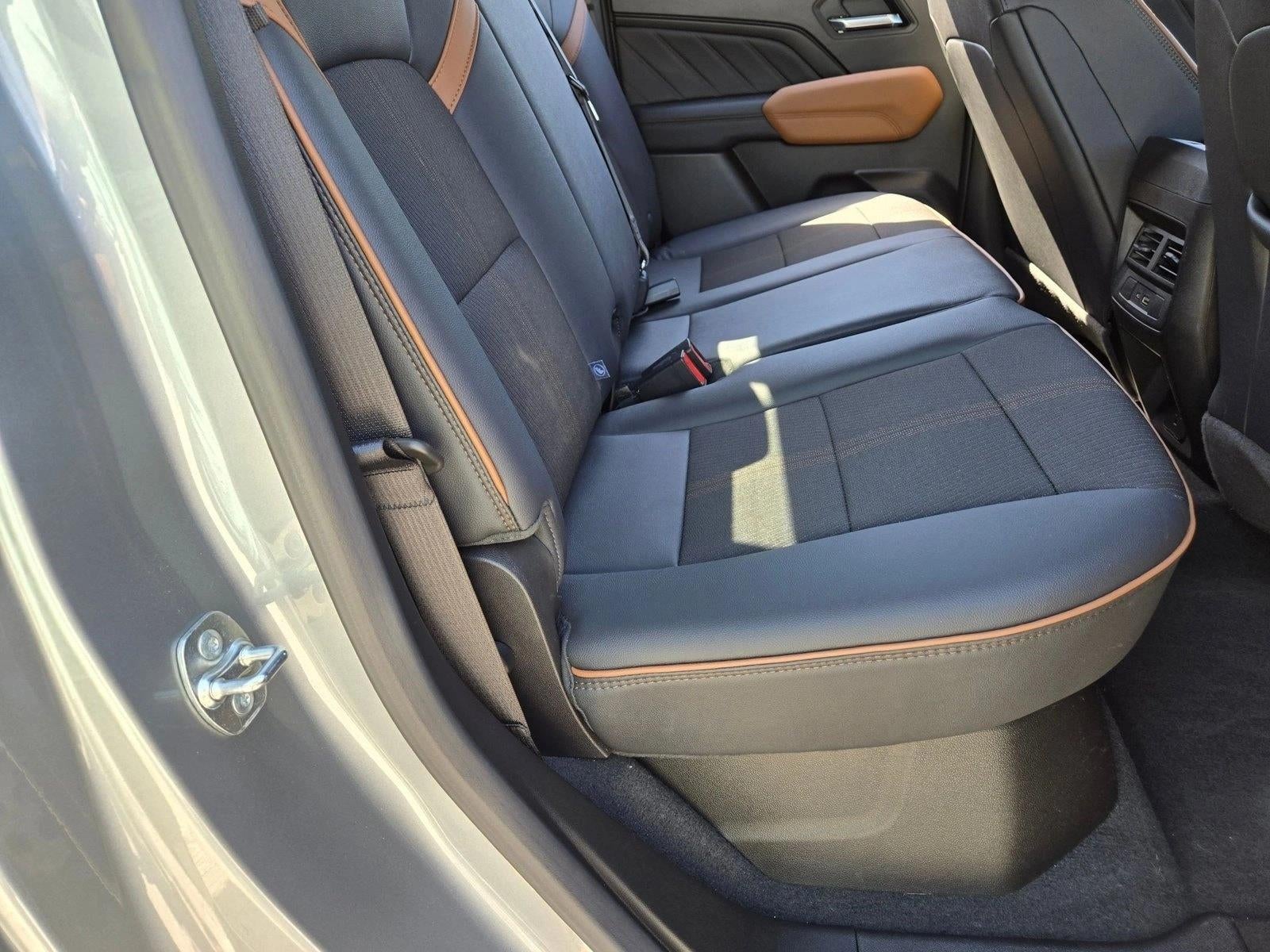 2024 GMC Canyon Crew Cab Short Box 4-Wheel Drive AT4