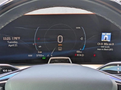 2026 Cadillac VISTIQ AWD 4dr Luxury