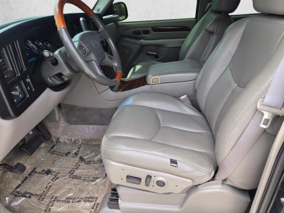 2003 Cadillac Escalade Base
