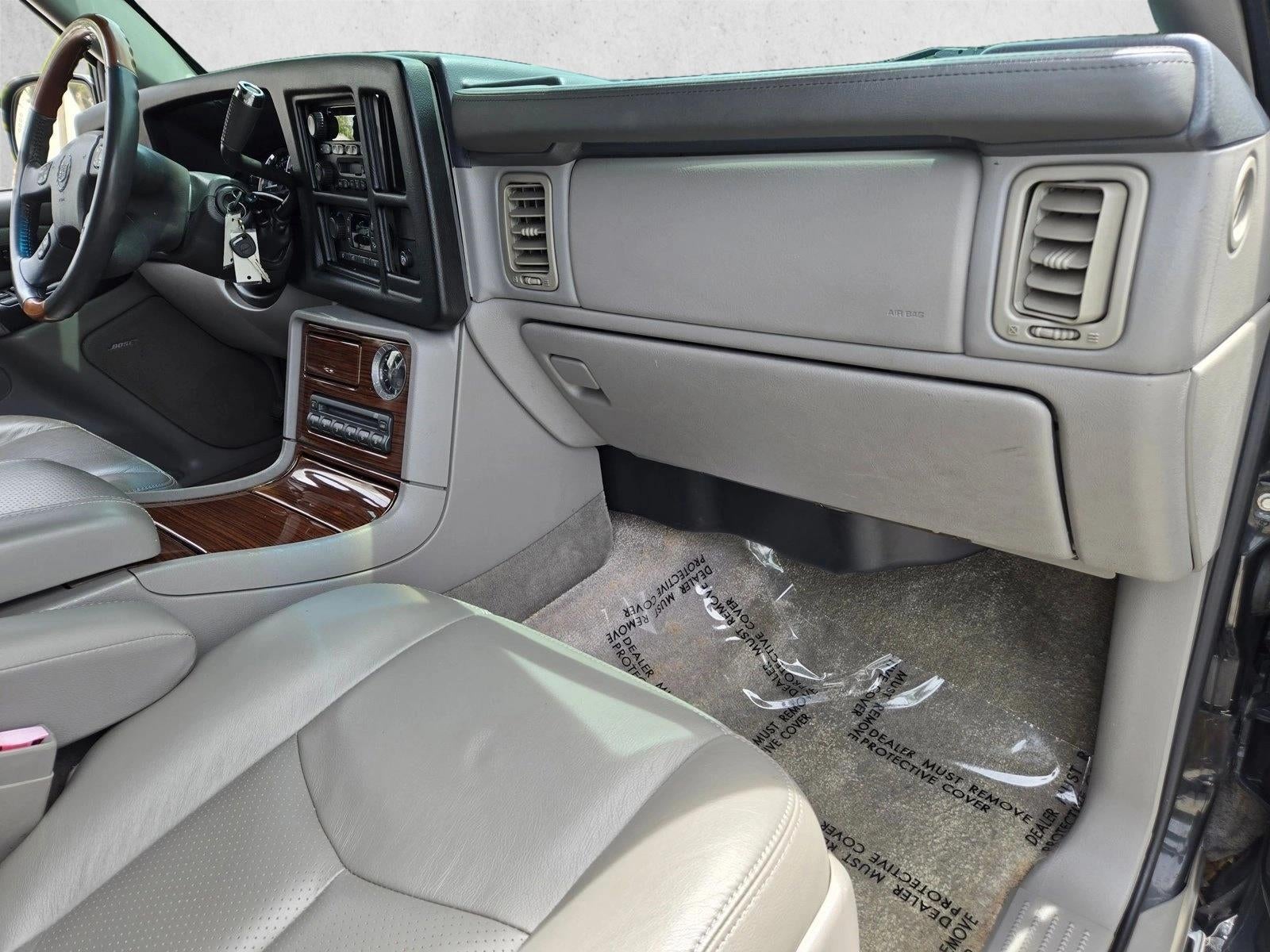 2003 Cadillac Escalade Base