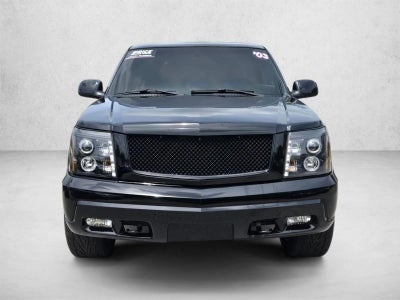 2003 Cadillac Escalade Base