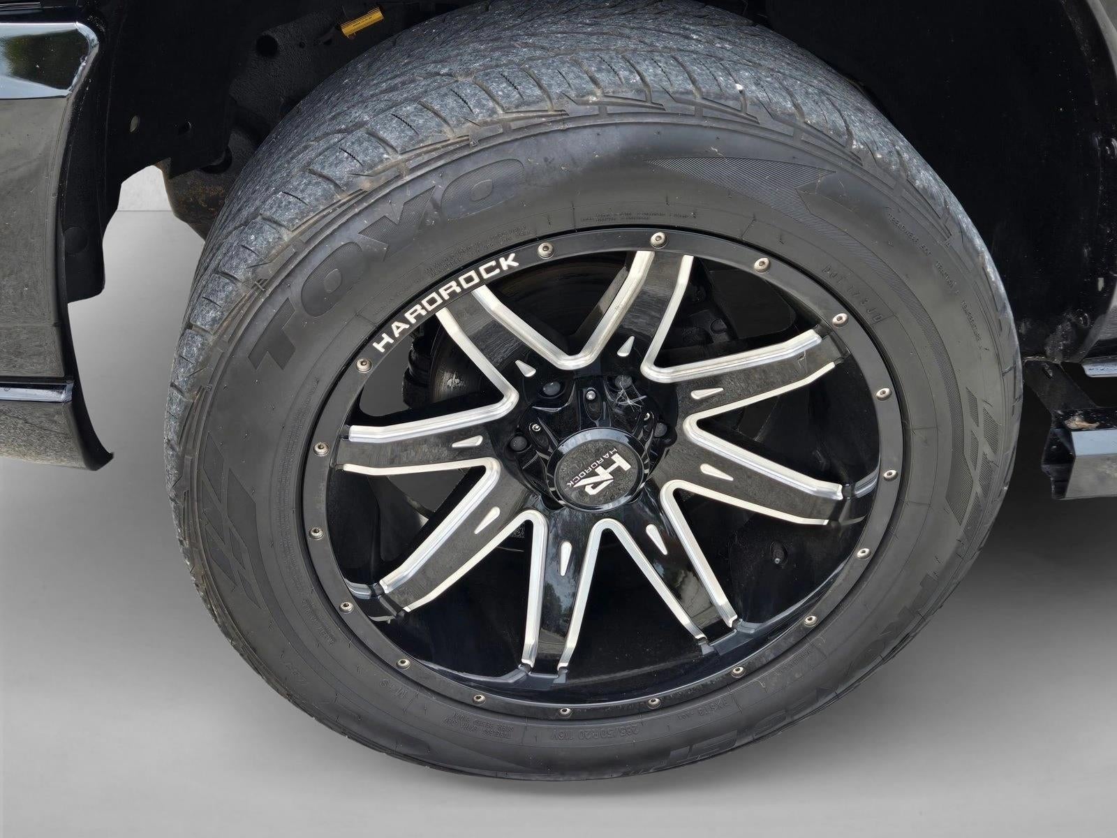 2003 Cadillac Escalade Base